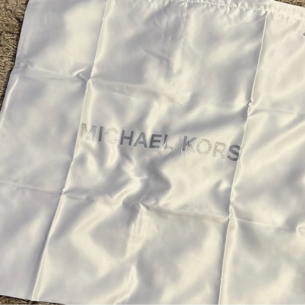 Michael Kors Silver Dust Bag - Picture 2 of 3